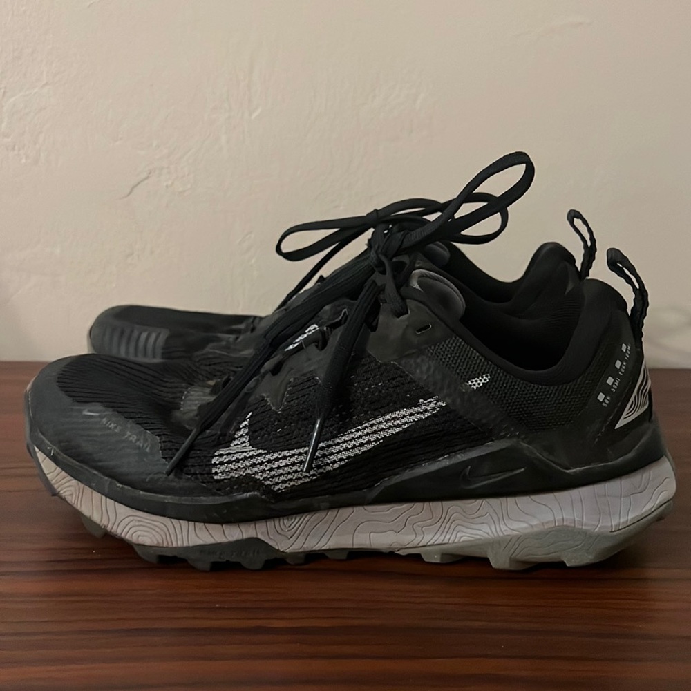 EUC Nike Wildhorse Trail Running Shoes